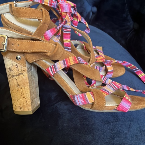 Women sandal heels - Picture 2 of 6